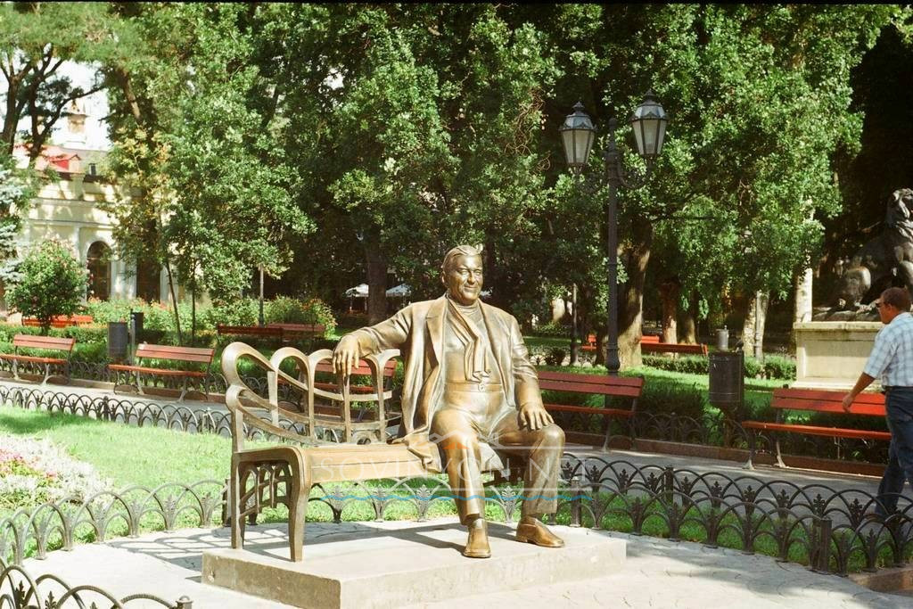 Памятник Утёсову Одесса фото