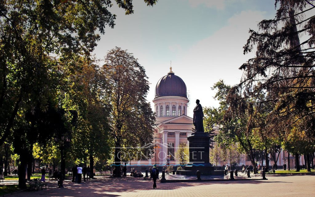 Памятник Воронцову на Соборной площади